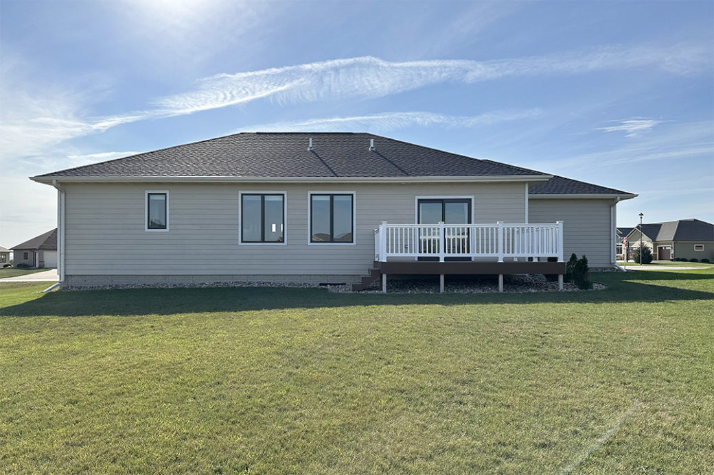 502 Colonial Street – Sioux Center, IA 51250