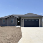 1614 Lincoln Place SE, Orange City IA 51041