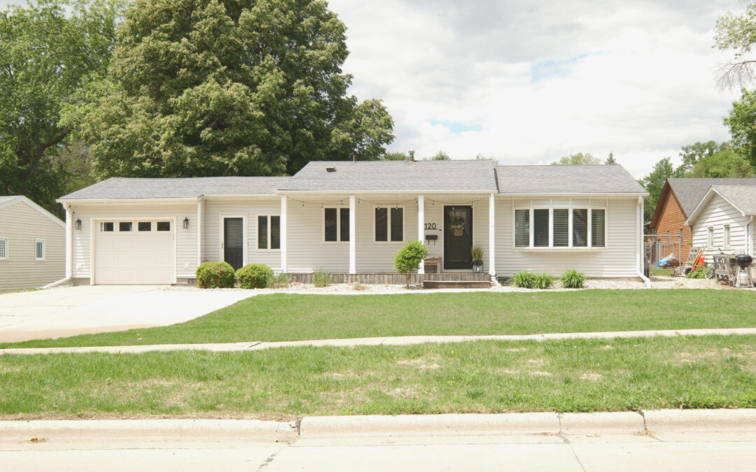 120 Frankfort Ave SE – Orange City, IA 51041