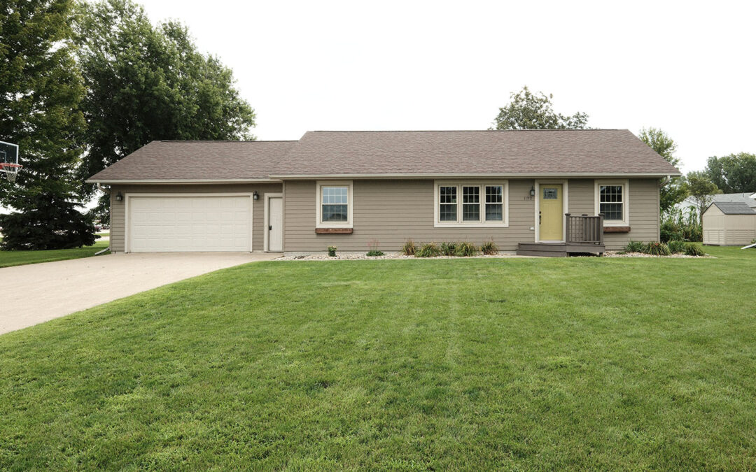 1192 4th Ave NE – Sioux Center, IA 51250